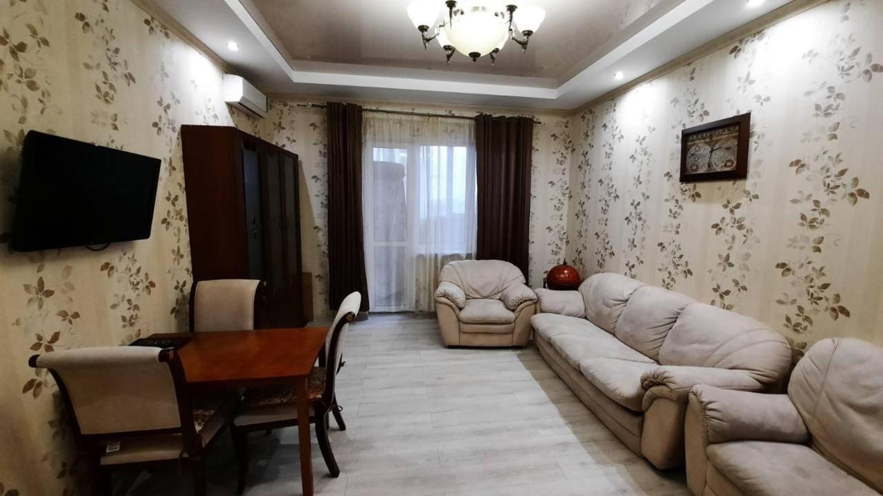 Apartments Near Kiev Botanical Garden Ym.Hryshka Kyiv Exterior photo